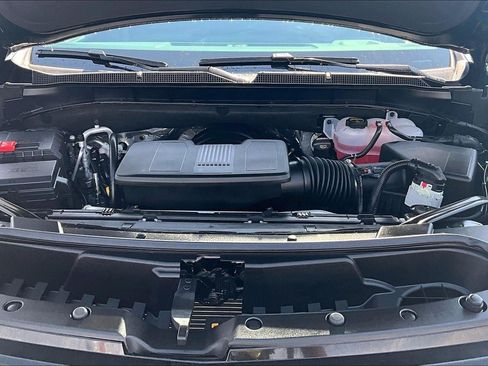New 2026 Chevrolet Suburban RST w/ RST Capability Package AWD/4WD image 11