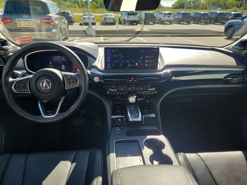 Used 2025 Acura MDX w/ Technology Package AWD/4WD image 3