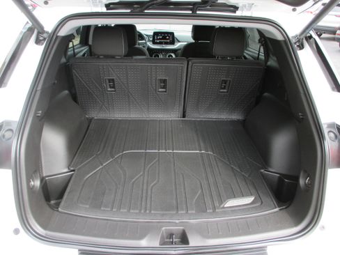 Used 2023 Chevrolet Blazer LT w/ Convenience Package image 10