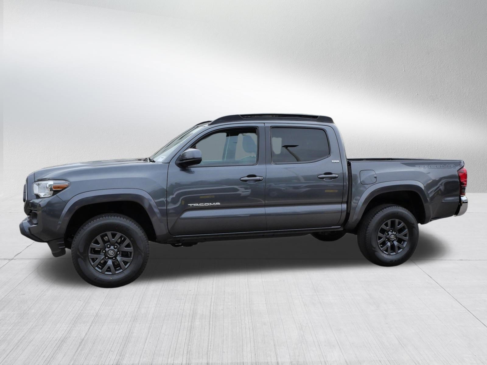 Certified 2020 Toyota Tacoma SR5 AWD/4WD image 5