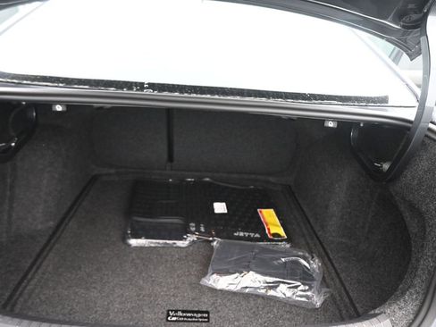 New 2026 Volkswagen Jetta SE image 40