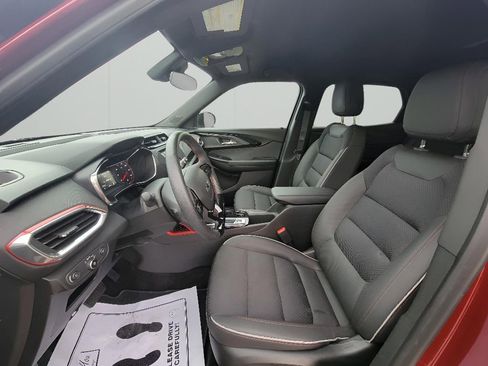 Used 2023 Chevrolet TrailBlazer RS FWD image 14