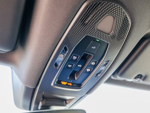 New 2025 Porsche Cayenne E-Hybrid image 21