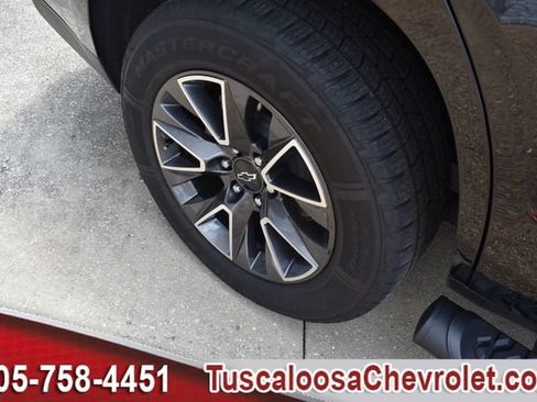 Certified 2023 Chevrolet Tahoe Z71 w/ Luxury Package AWD/4WD image 16