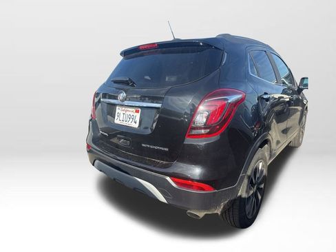 Used 2018 Buick Encore Essence image 5