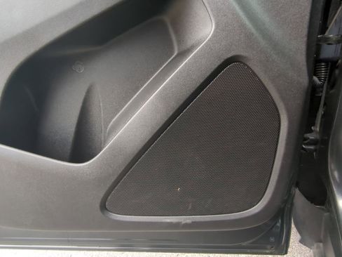 Used 2020 Chevrolet Equinox LT image 25