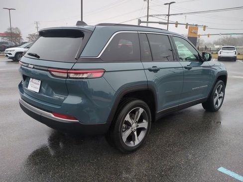 New 2026 Jeep Grand Cherokee Limited w/ Trailer Tow Package AWD/4WD image 4