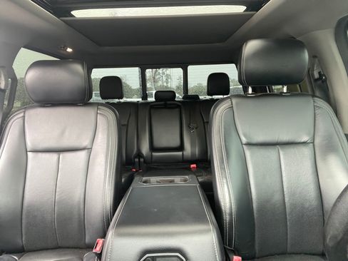 Used 2019 Ford F150 Lariat w/ Equipment Group 502A Luxury image 29