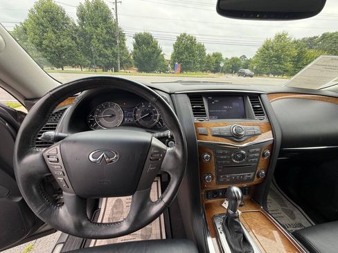 Used 2012 INFINITI QX56 2WD w/ Theater Pkg image 4