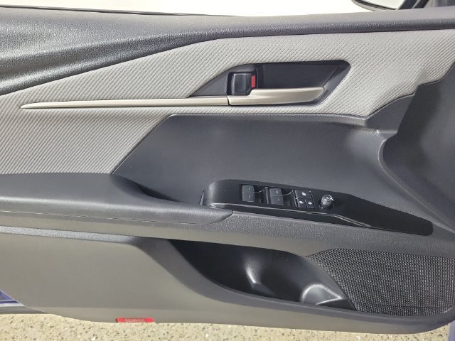 Certified 2025 Toyota Camry SE FWD image 21
