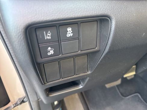 Used 2018 Honda CR-V EX image 18