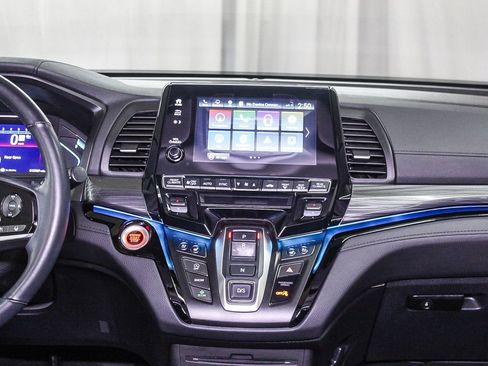 Used 2023 Honda Odyssey Elite image 14