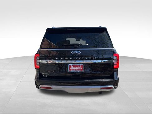Used 2024 Ford Expedition Limited image 4