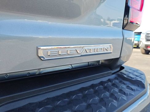 Used 2024 GMC Canyon Elevation RWD image 27