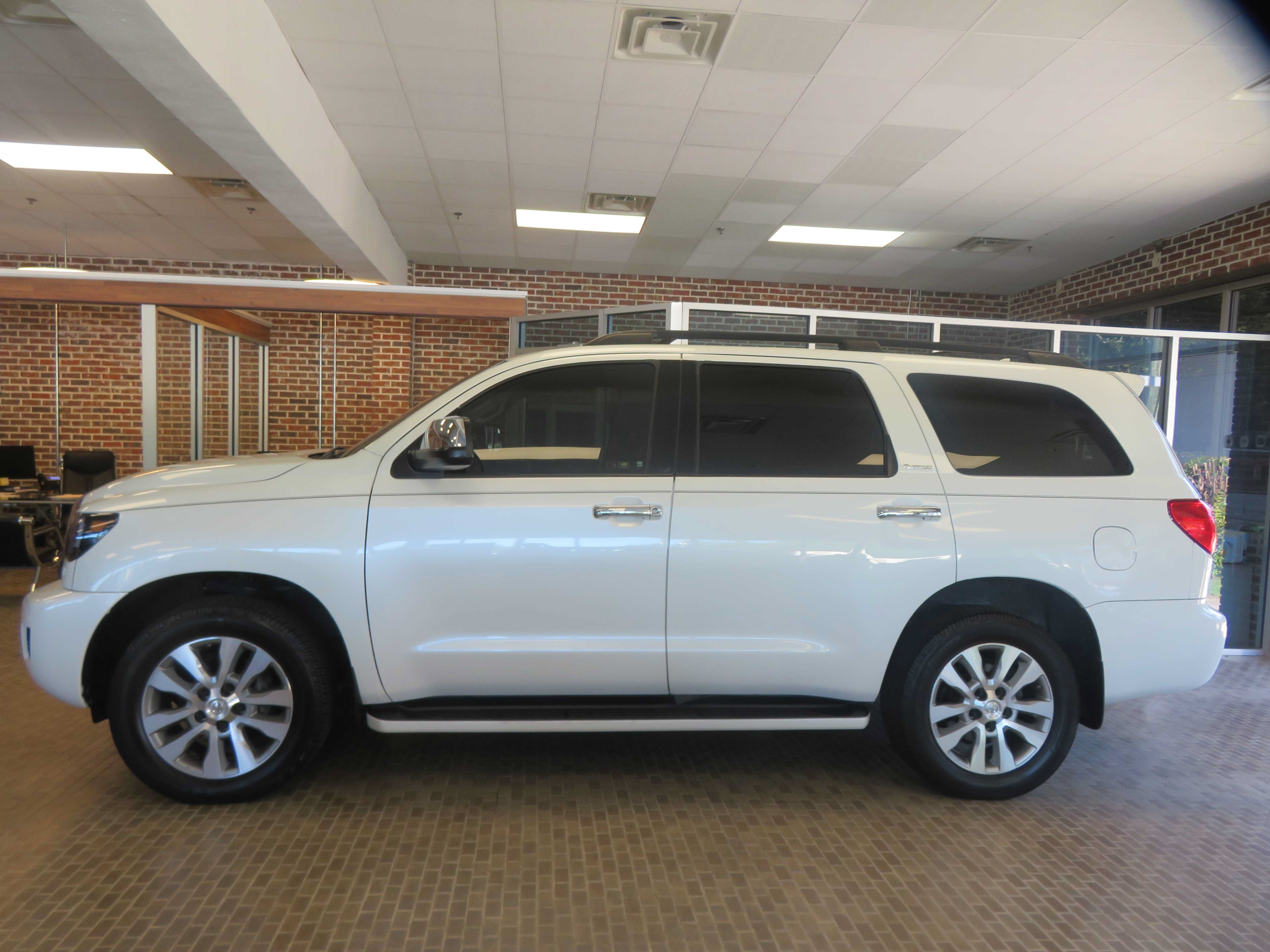 Used 2012 Toyota Sequoia Platinum AWD/4WD image 78