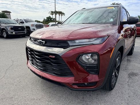 Used 2023 Chevrolet TrailBlazer RS w/ Sun and Liftgate Package image 10