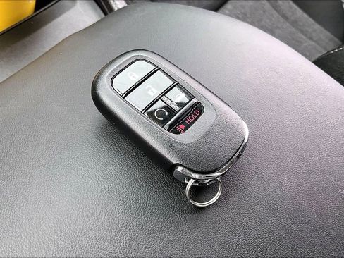 Certified 2025 Honda Accord SE image 35