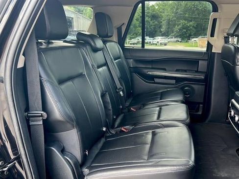 Used 2023 Ford Expedition Max XLT AWD/4WD image 12