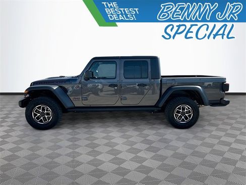 Used 2024 Jeep Gladiator Rubicon w/ Safety Group image 4
