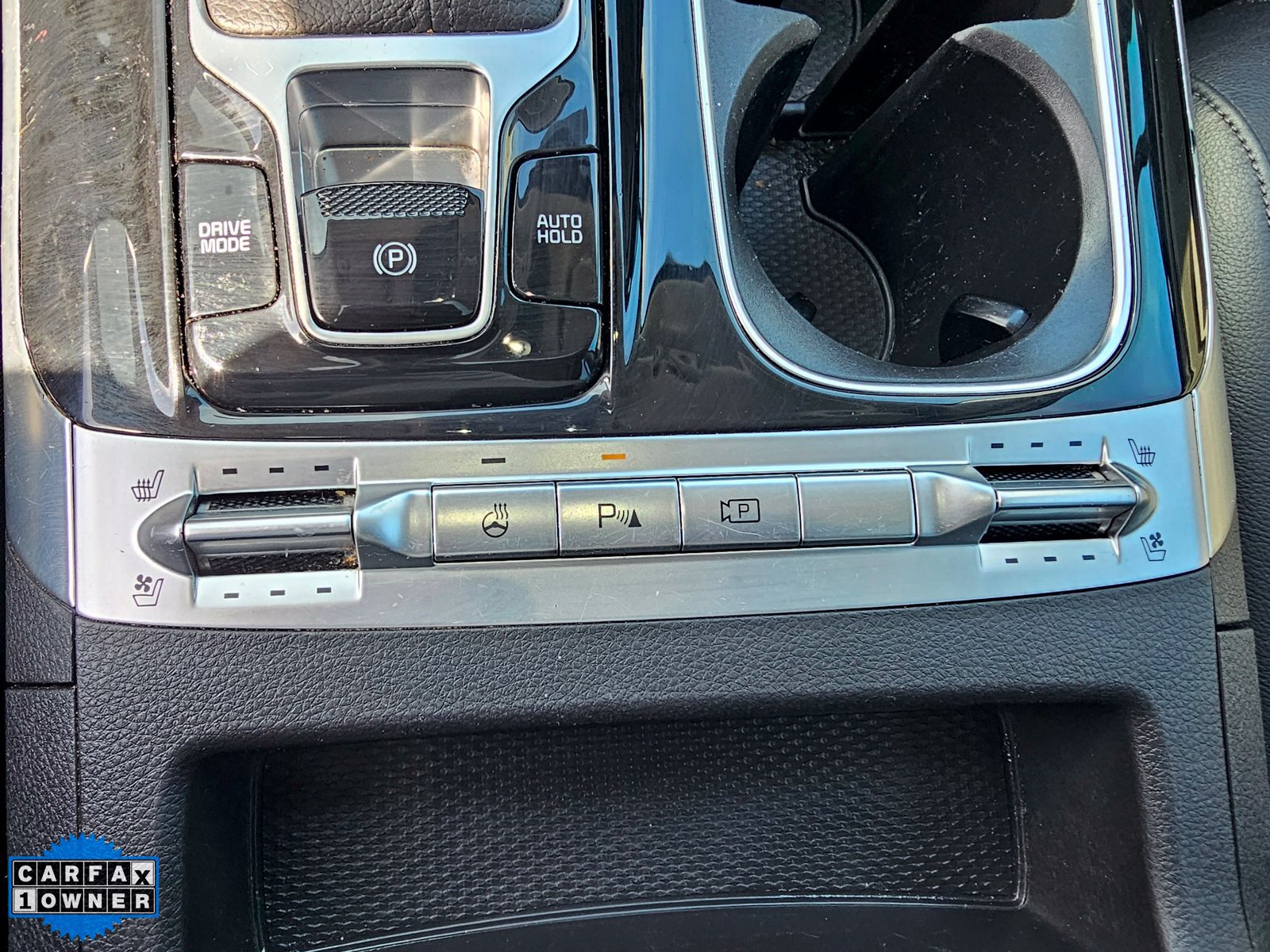 Used 2023 Kia Carnival SX Prestige FWD image 25