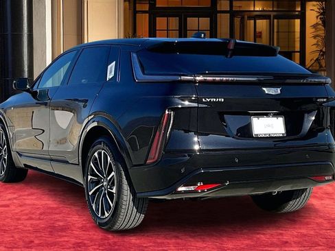 New 2026 Cadillac Lyriq Sport RWD image 4