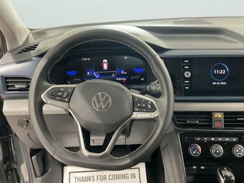 Used 2023 Volkswagen Taos SE AWD/4WD image 10