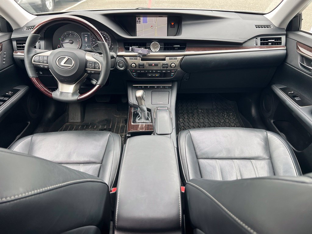 Used 2017 Lexus ES 350 FWD image 14