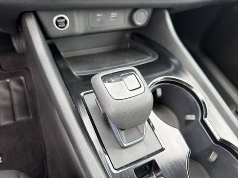 Used 2023 Nissan Rogue S AWD/4WD image 21