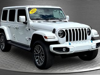 Used 2022 Jeep Wrangler Unlimited Sahara AWD/4WD video 1