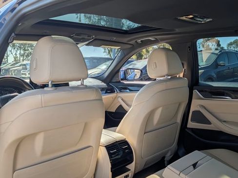 Used 2023 BMW 530e w/ Premium Package RWD image 12