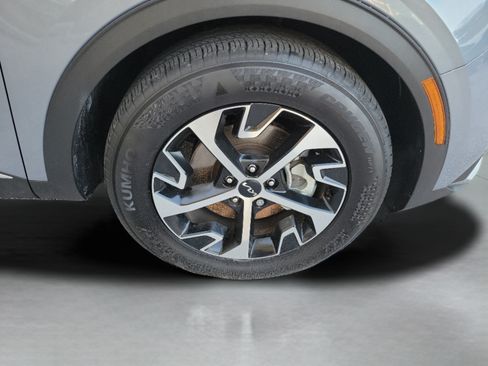 Certified 2025 Kia Sportage EX FWD image 28