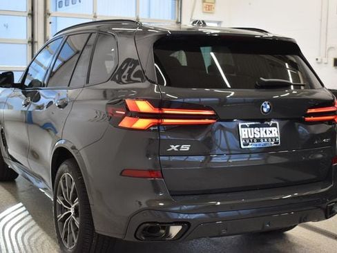 New 2026 BMW X5 xDrive40i w/ M Sport Package AWD/4WD image 10