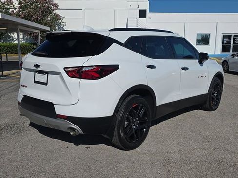 Used 2021 Chevrolet Blazer LT w/ Redline Edition FWD image 4
