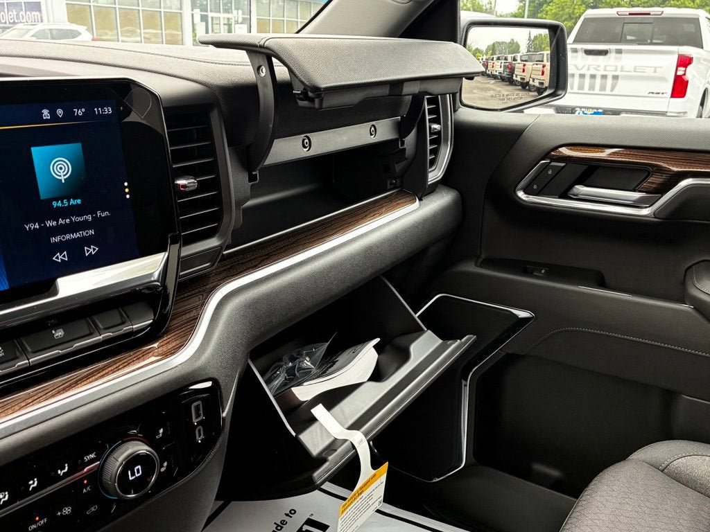 New 2026 Chevrolet Silverado 1500 RST w/ RST Select Package AWD/4WD image 26