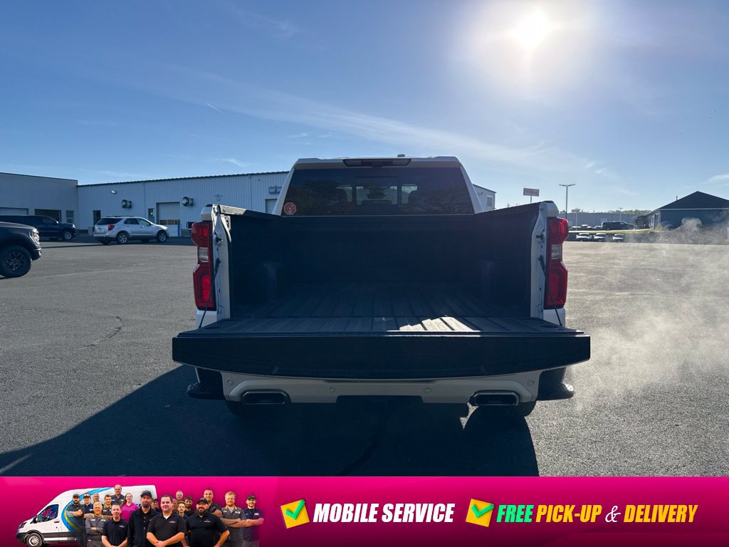 Used 2024 Chevrolet Silverado 1500 High Country AWD/4WD image 21