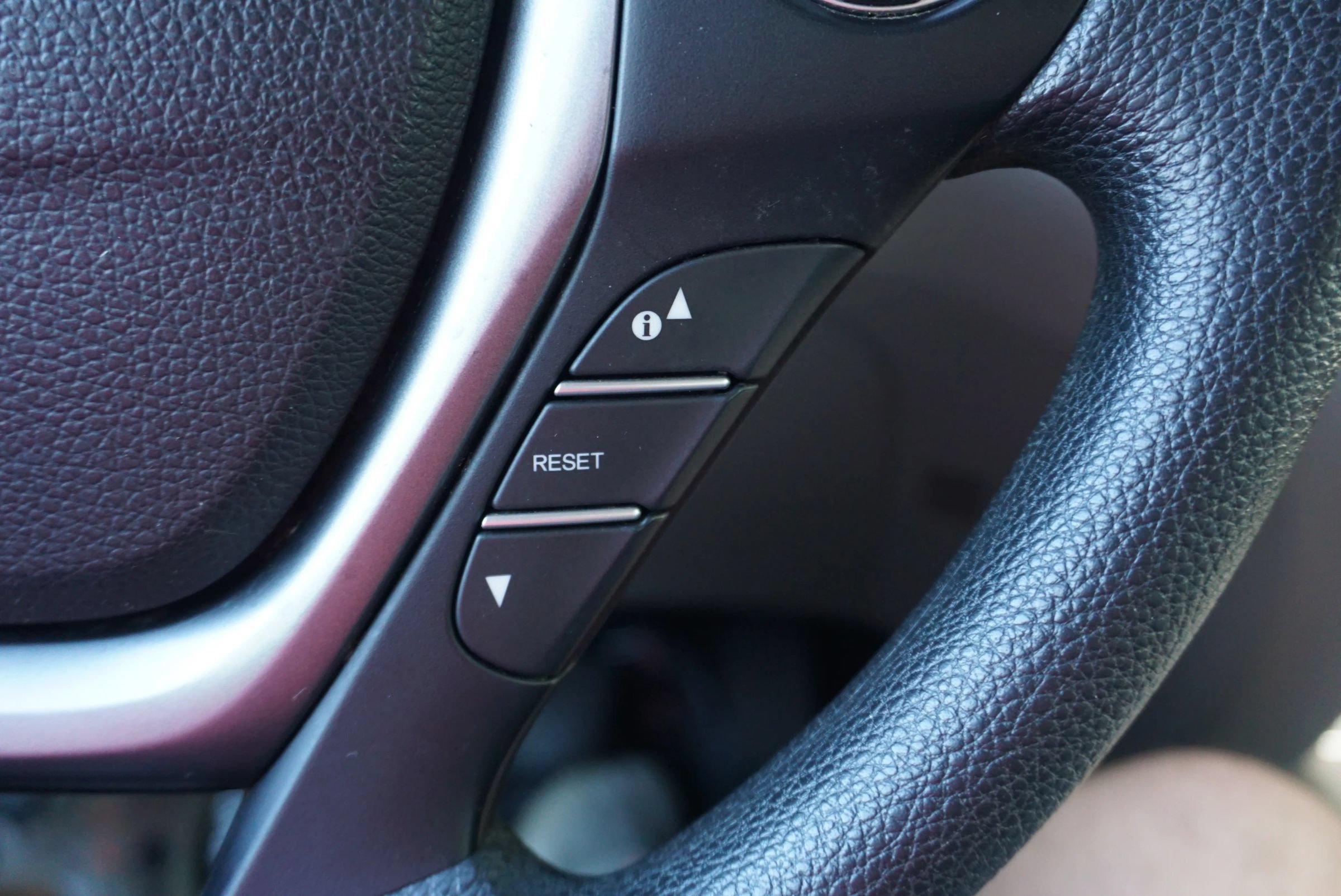 Used 2016 Honda Pilot EX image 32
