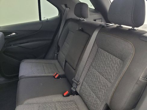 Used 2022 Chevrolet Equinox LT FWD image 18