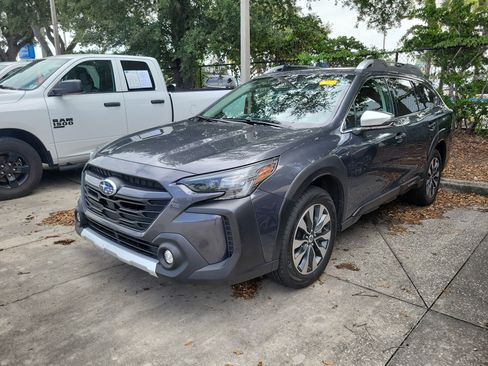 Used 2023 Subaru Outback Touring AWD/4WD image 1