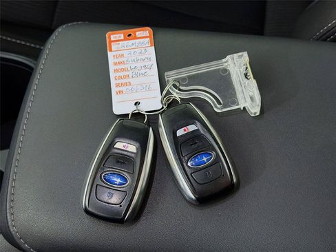 Used 2023 Subaru Legacy Premium w/ Popular Package #1 AWD/4WD image 4