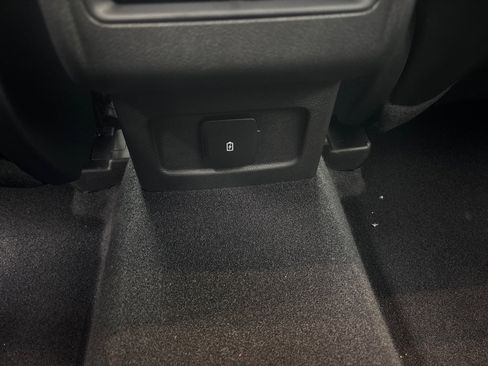 New 2026 Lincoln Corsair Premiere image 32