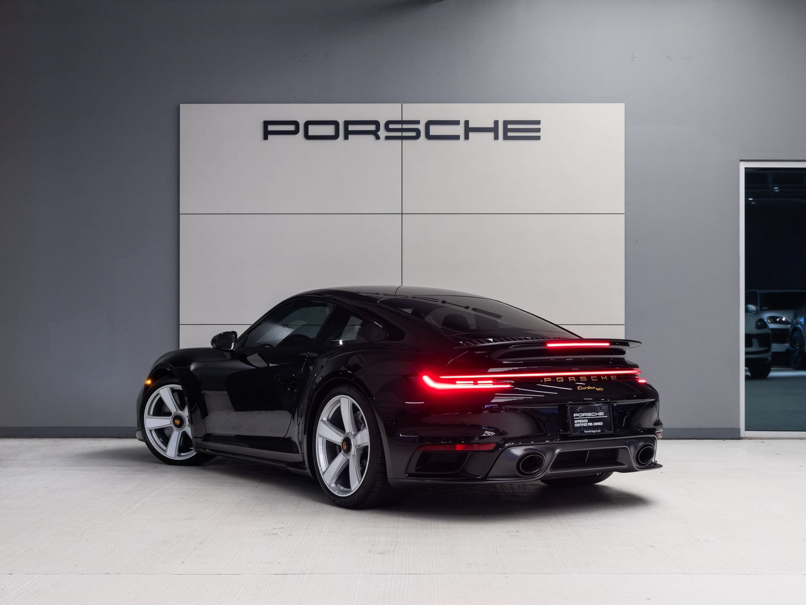 Certified 2025 Porsche 911 Turbo S AWD/4WD image 3