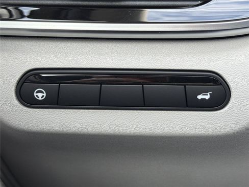 New 2027 INFINITI QX60 Luxe FWD image 19