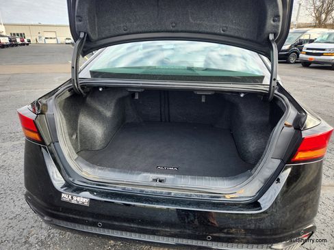 Used 2023 Nissan Altima 2.5 SV image 18