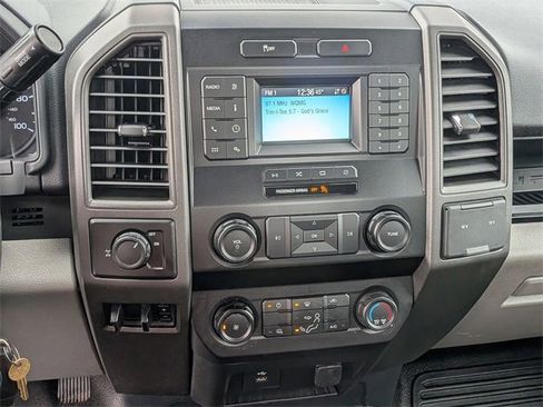 Used 2022 Ford F250 XL w/ Power Equipment Group image 20