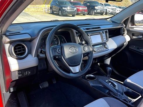Used 2015 Toyota RAV4 XLE image 17