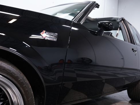 Used 1987 Buick Regal Coupe RWD image 19