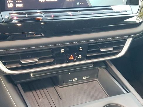 New 2026 Volkswagen Atlas SE image 25