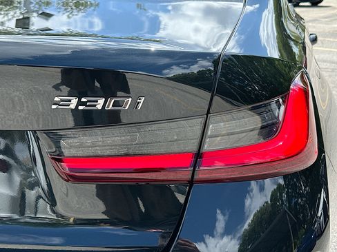 Certified 2025 BMW 330i Sedan RWD image 32