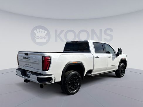 Used 2024 GMC Sierra 2500 Denali Ultimate image 7