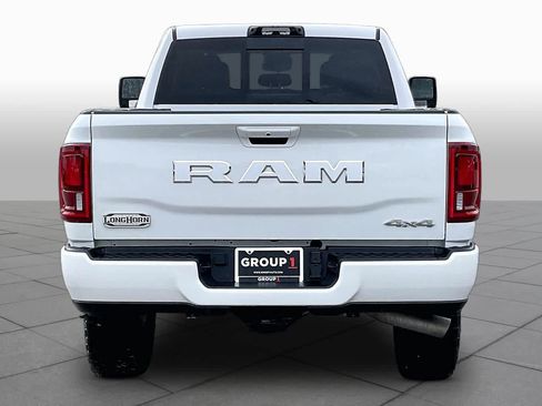 Used 2025 RAM 2500 Limited AWD/4WD image 5